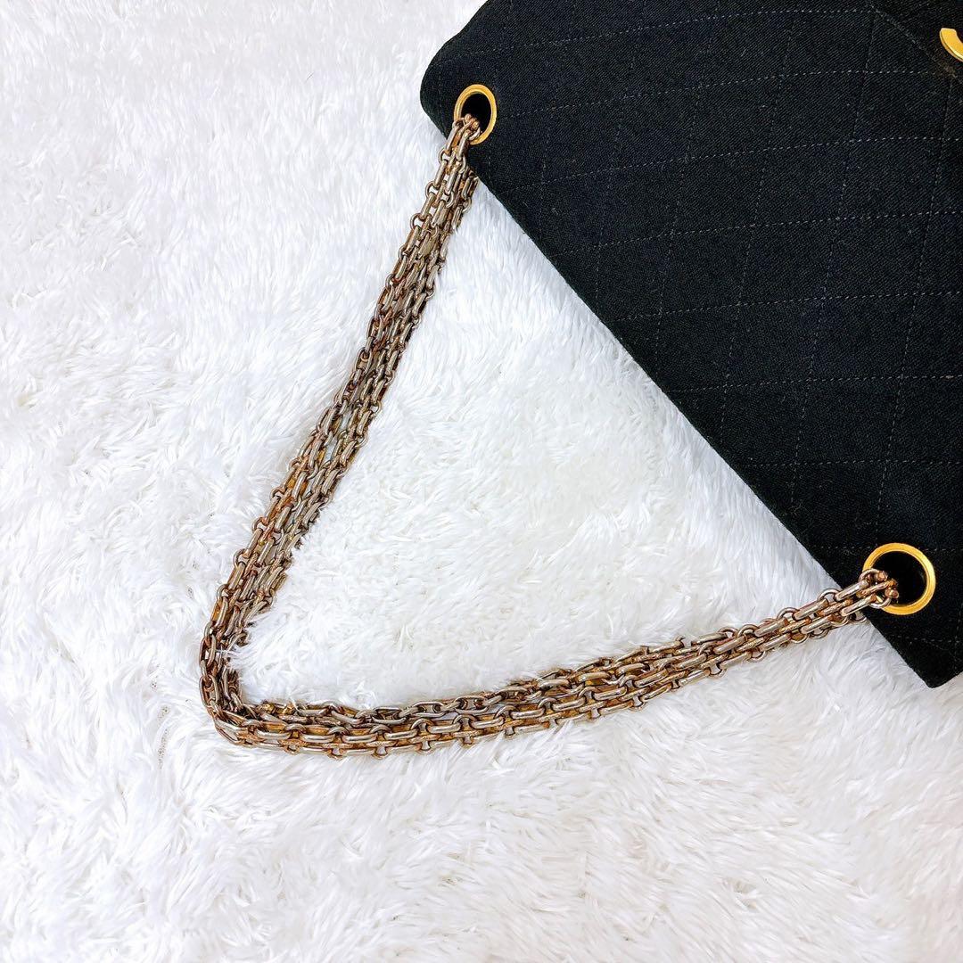 CHANEL✨【美品】レザー　マトラッセ　コットン　ショルダーバッグ　ラムスキン