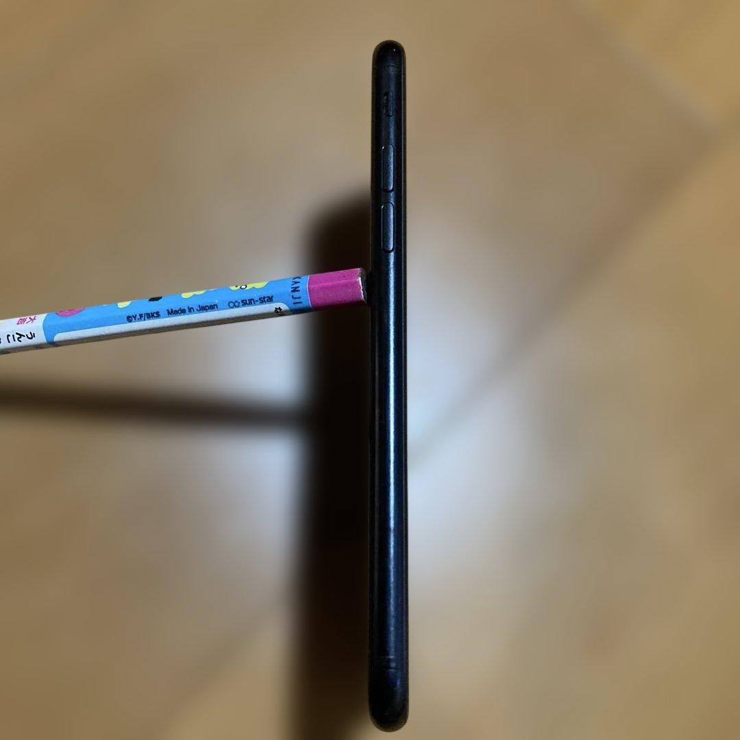 iPhone SE 2 ブラック 64GB バッテリー76%