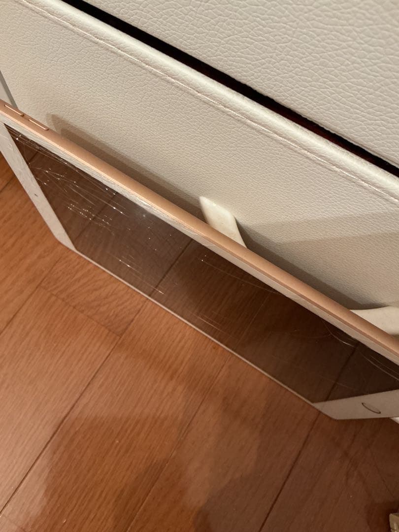 iPad 第8世代　128GB画面割れ　wi-fi