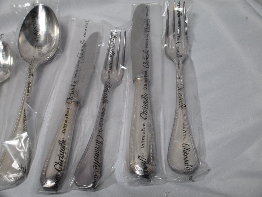 【新品未使用】クリストフル 12点カトラリーセット　革ケース付