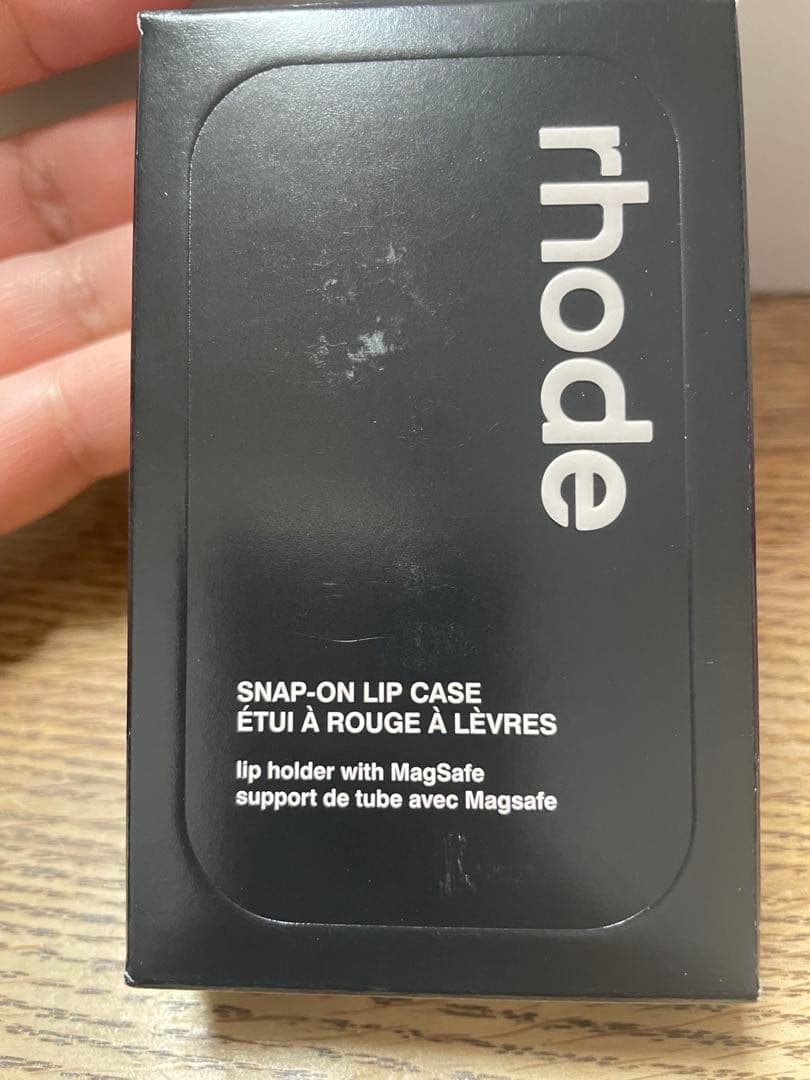rhode SNAP-ON LIP CASE ヘイリーコスメ　リップ付き　ロード