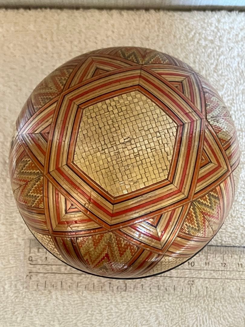 麦わら細工　球型ボンボン入れ　漆器　工芸品　伝統工芸　むぎわら細工　アンティーク