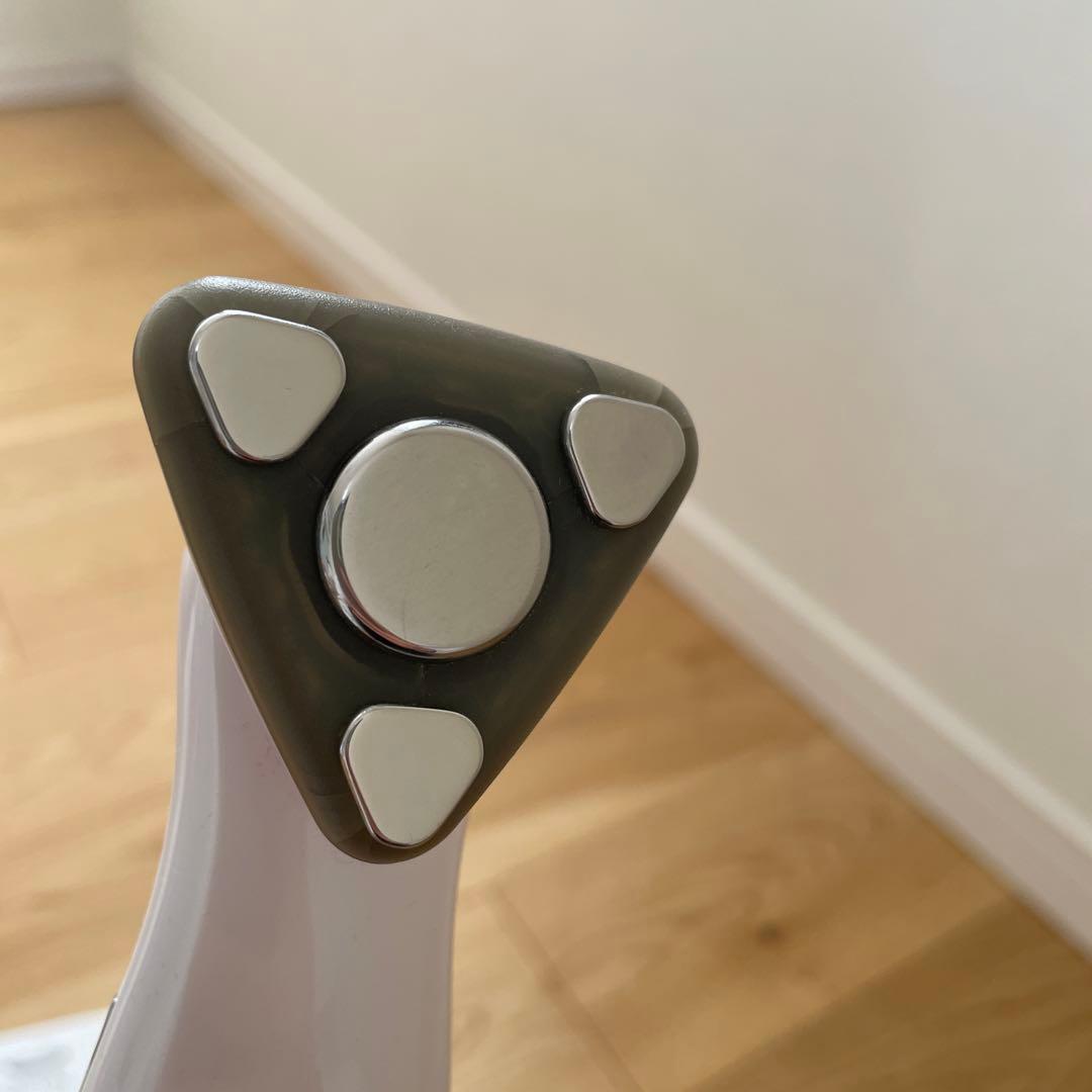 シーズ・ラボ　美顔器　エステプロCⅡ