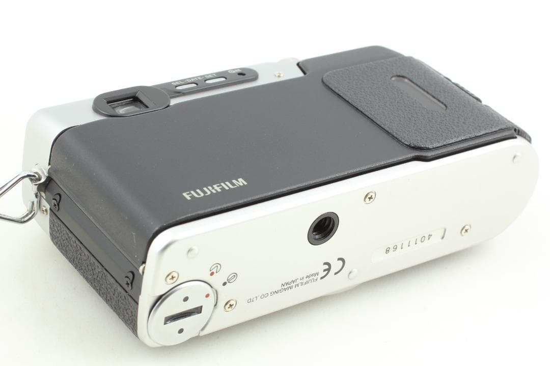 【動作確認済】Fujifilm KLASSE W Silver フィルムカメラ