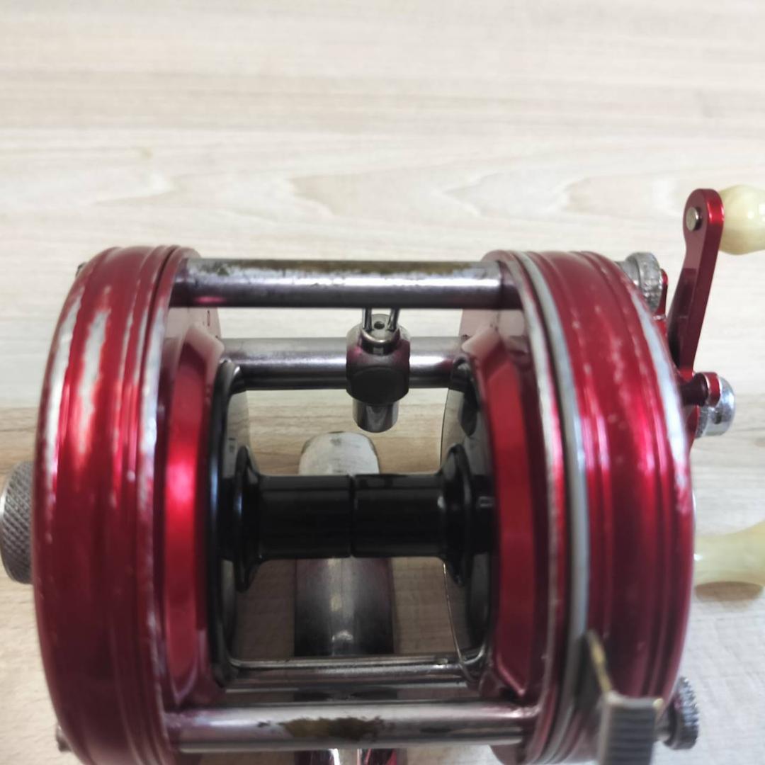 ☆ABU GARCIA アブ アンバサダー 5000 4ネジ　ビンテージリール