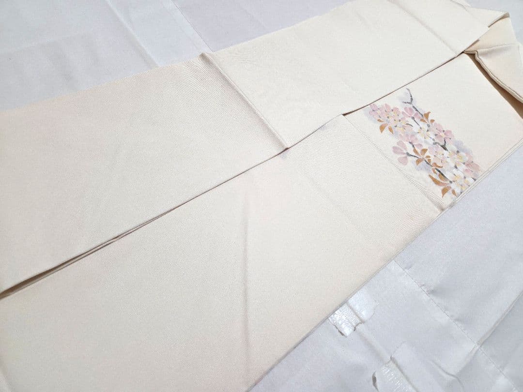 C 塩瀬 枝垂れ桜の花模様 金彩 白 太鼓 正絹 カジュアルな名古屋帯