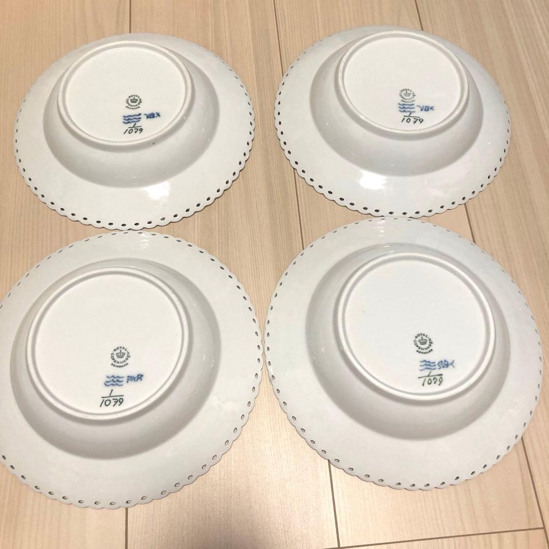 ロイヤルコペンハーゲン ブルーフルーテッド食器4枚セット