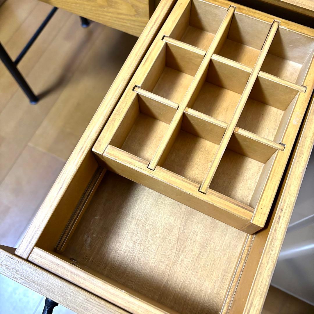 【送料込】lowyaロウヤ　ドレッサーデスク コンセント（ハニー)