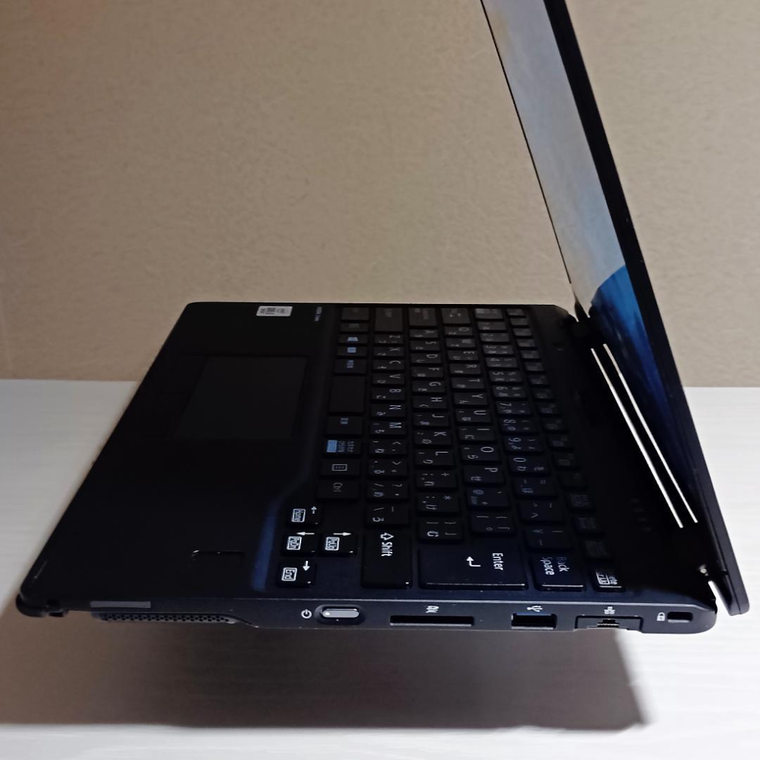 すぐ使えるライフブック/快適第10世代i5/快速SSD256GB/バッテリ良好