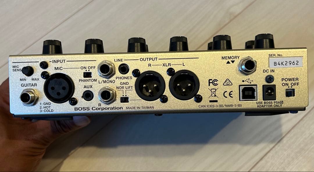 よっしー、BOSS Acoustic VE-8 本体 ACアダプター付き