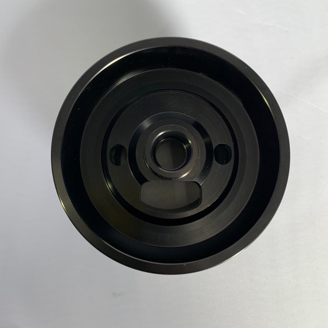 DND　ステアリングボス　ブラック　GM　コルベットC6　CTS　ハンドルボス