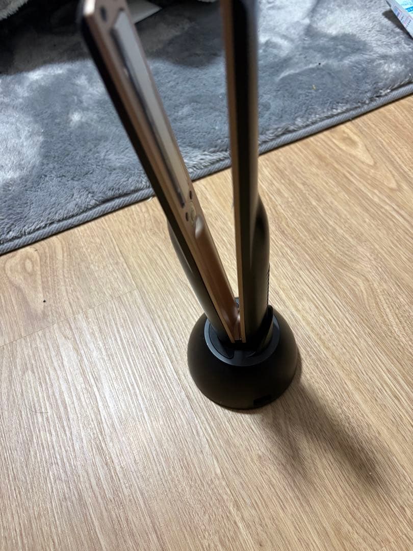 スリムヘアアイロン ブラックとハイパーリンクセラム