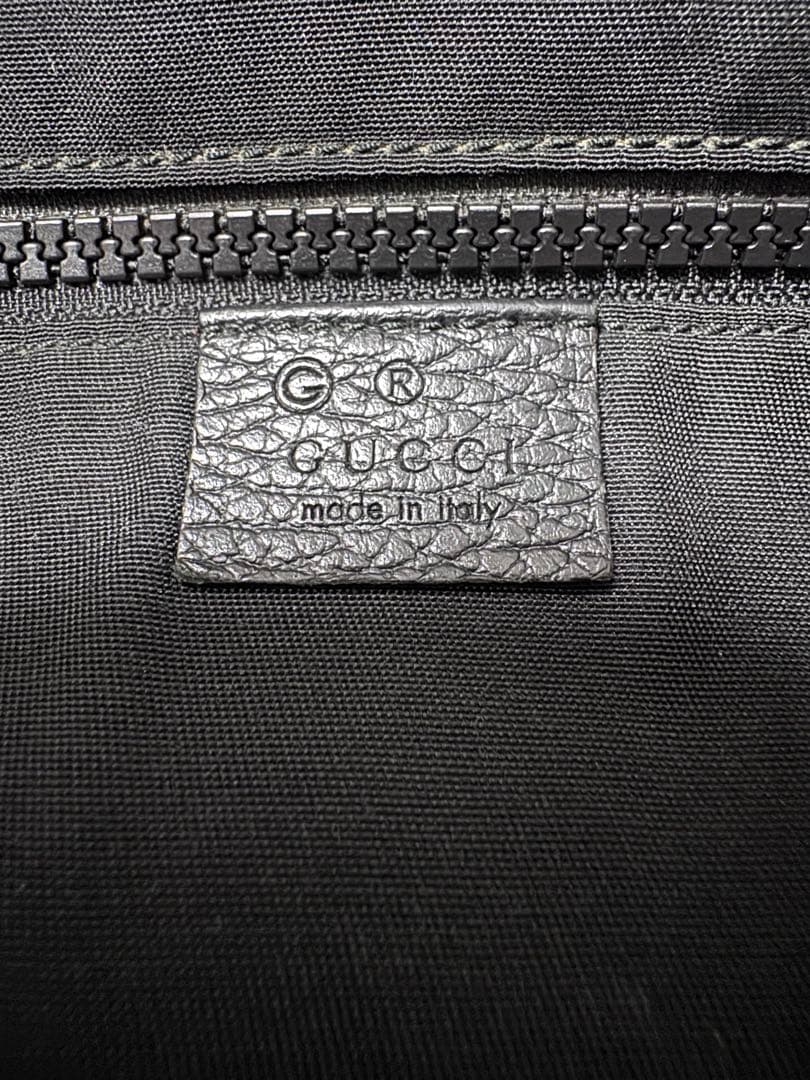 GUCCI グッチ GG柄 ショルダーバッグ