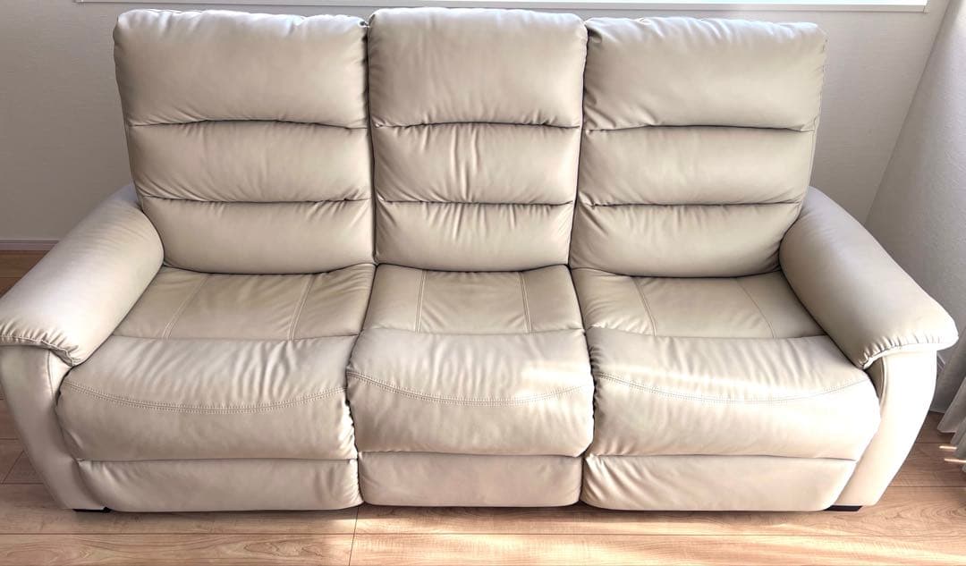 ★値下げしました！3人用電動リクライニングソファ/ Nビリーバ