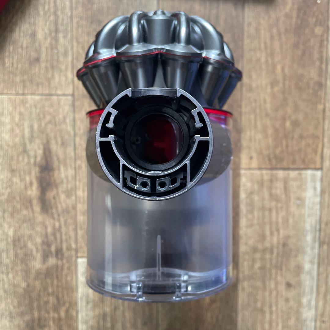 掃除機・クリーナー dyson v8 slim fluffy