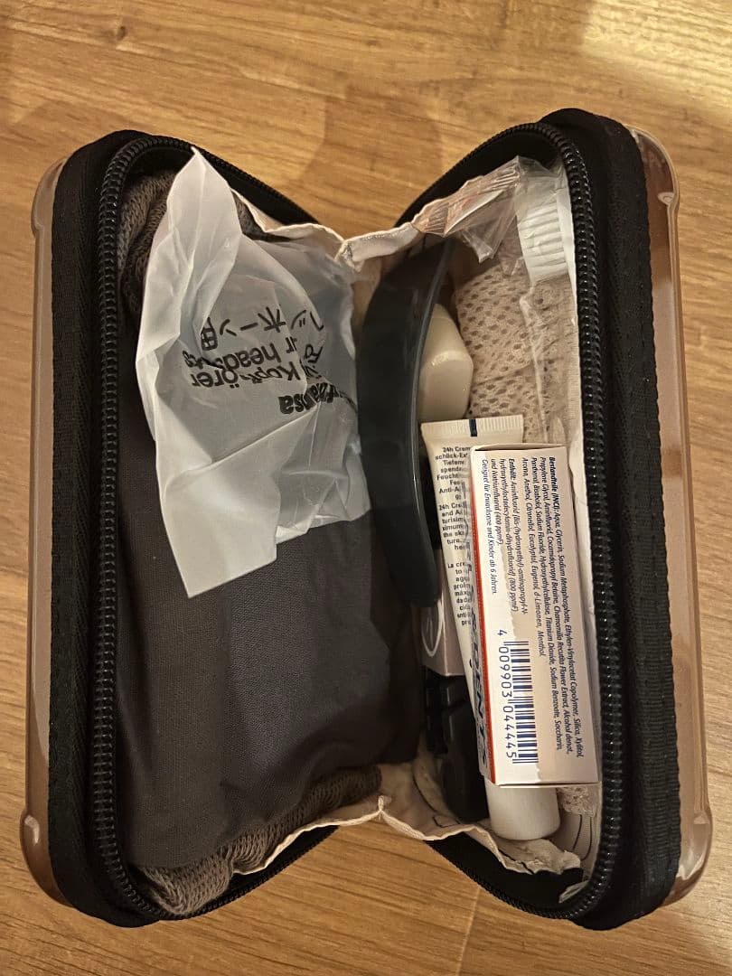 rimowa ルフトハンザ アメニティポーチ
