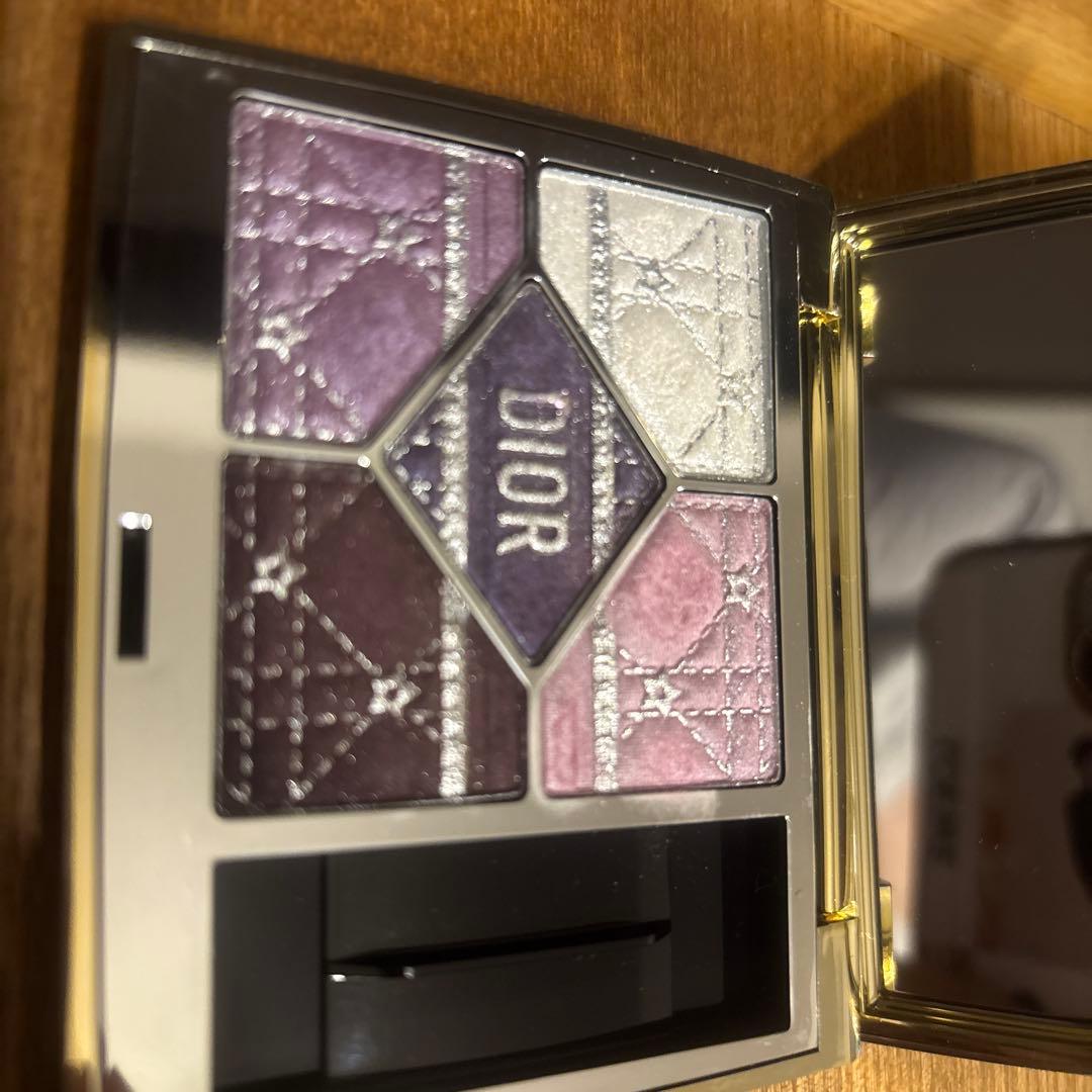 Dior アイシャドウ　ホリデー限定サンククルール912 プラムバレード