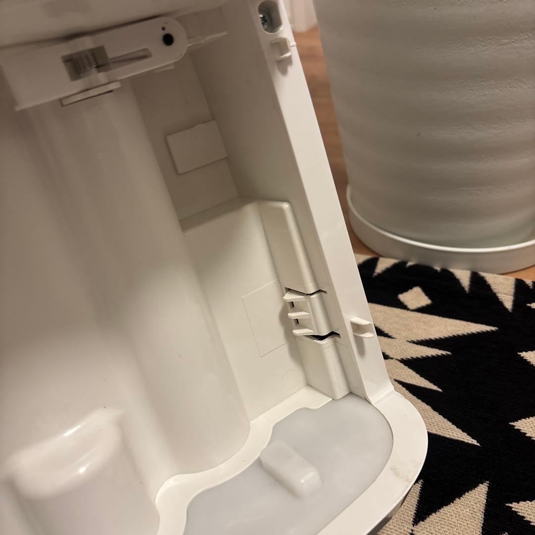 【美品】SHARP プラズマクラスター　除湿機 CV-H71-W 2018年製