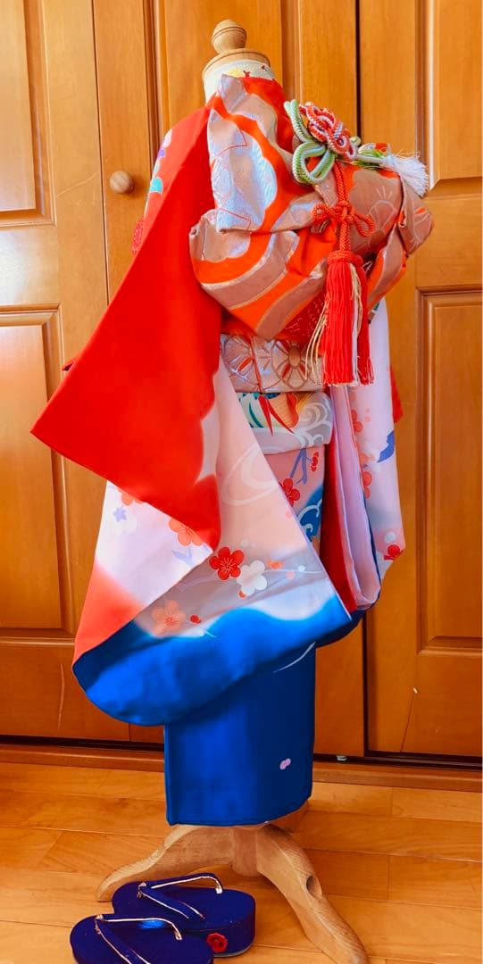 七五三　3歳から5歳の女の子のお支度　正絹手縫い　朱色と藍色のコントラスト