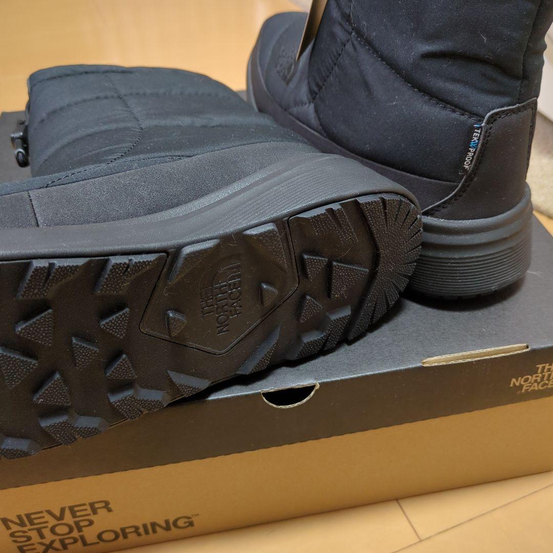 【りん】【新品未使用】ノースフェイス スノーブーツ ヌプシ