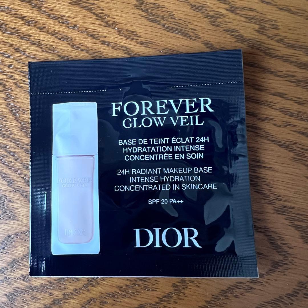 展開店舗限定品 新品未使用　DIOR ホルダー付 ルボーム おまけ付き