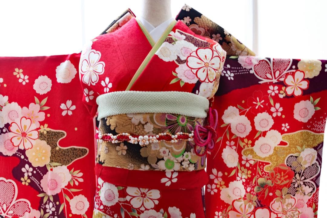 振袖フルセット 成人式 振袖セット 赤 金彩 古典柄