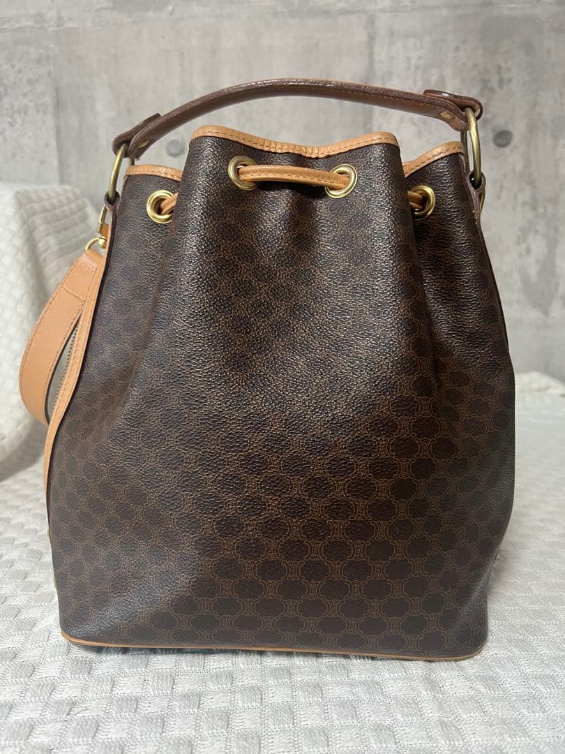 セリーヌのマカダム柄巾着型2WAYバッグ