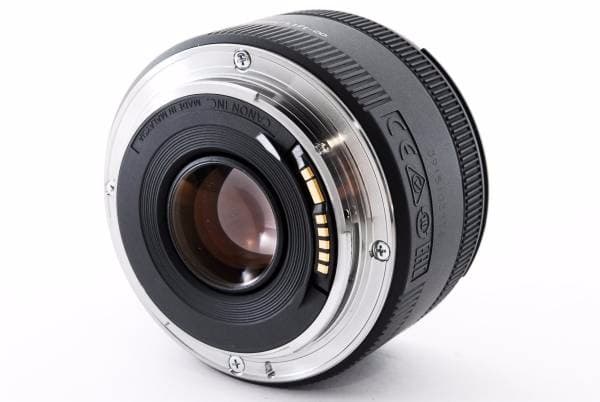 人気の単焦点 EF50mm F1.8 STM