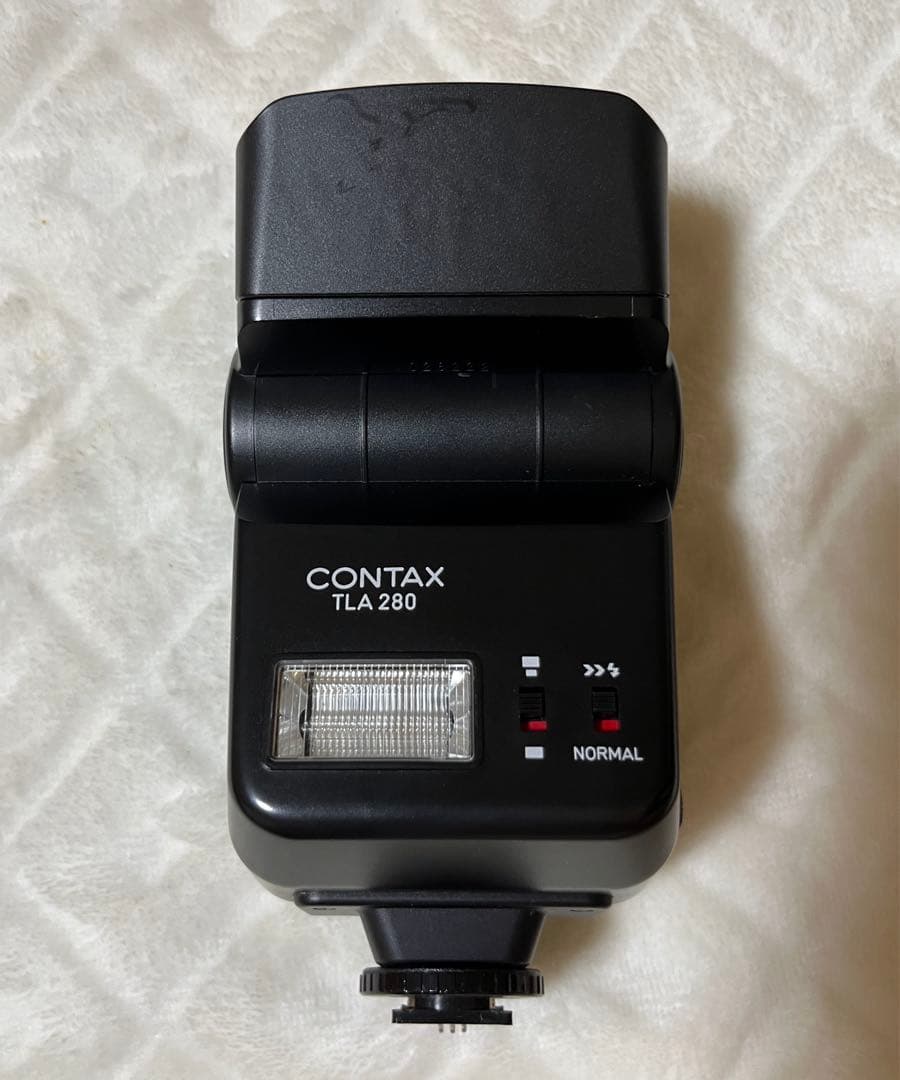 フィルムカメラ　CONTAX Aria （ストロボ付き）