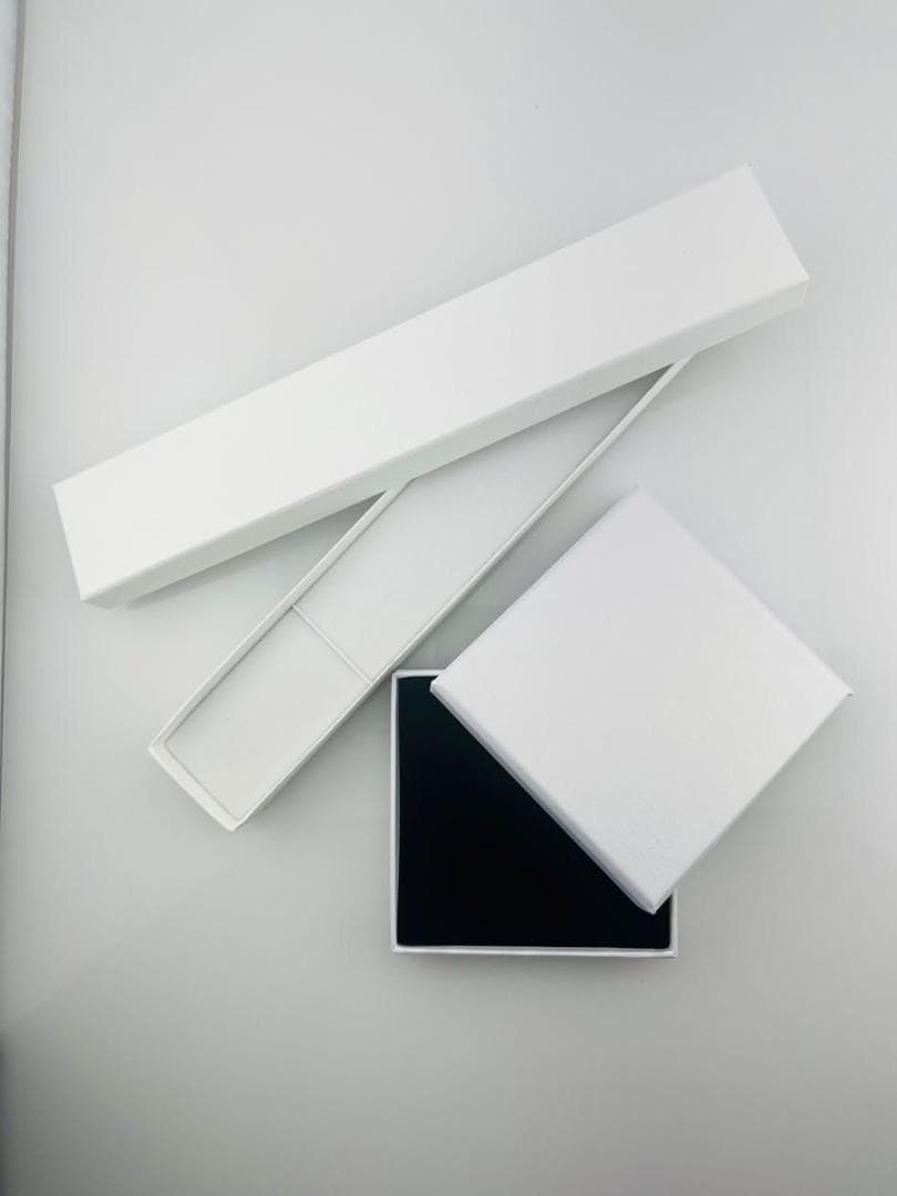 PT天然ダイヤモンド片耳ピアス 計0.185ct ソーティング付き