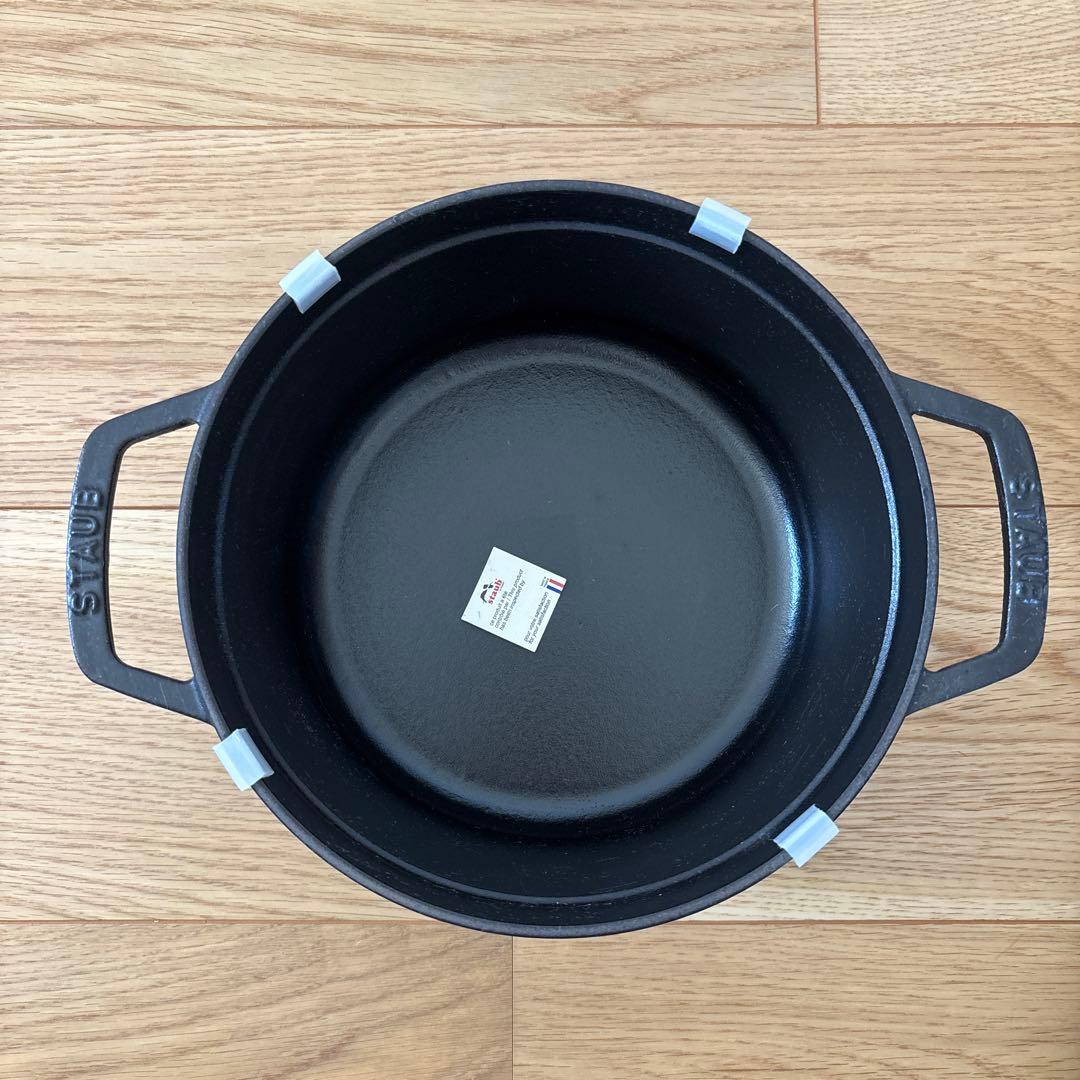 新品未使用★ストウブ ピコ ココット 22cm ブラック