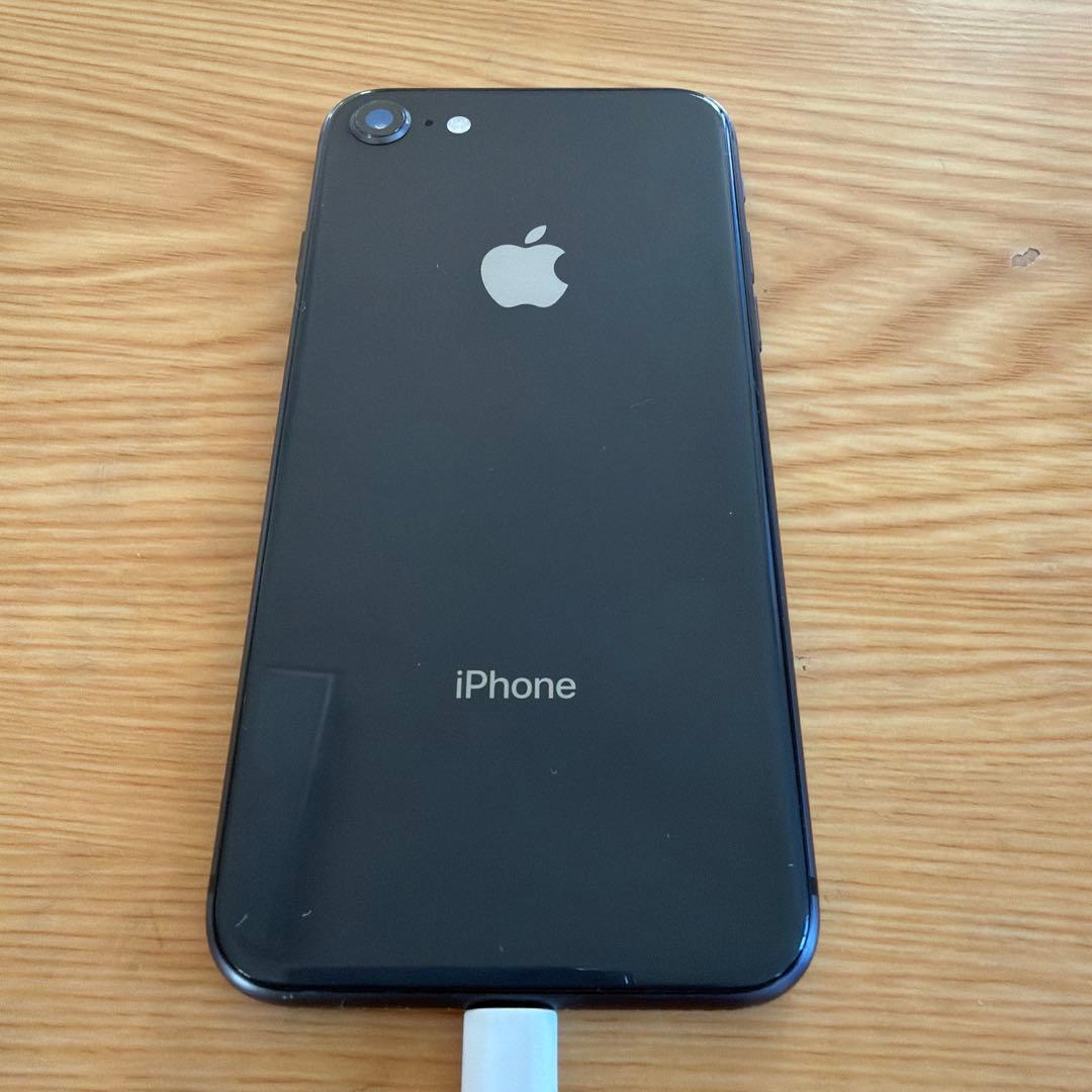 スマートフォン本体 iPhone8 64G