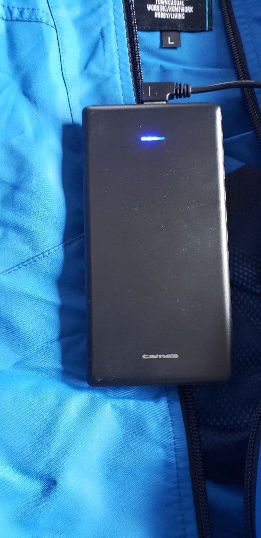 ワークマンウィンドコアファンベスト、モバイルバッテリーセット