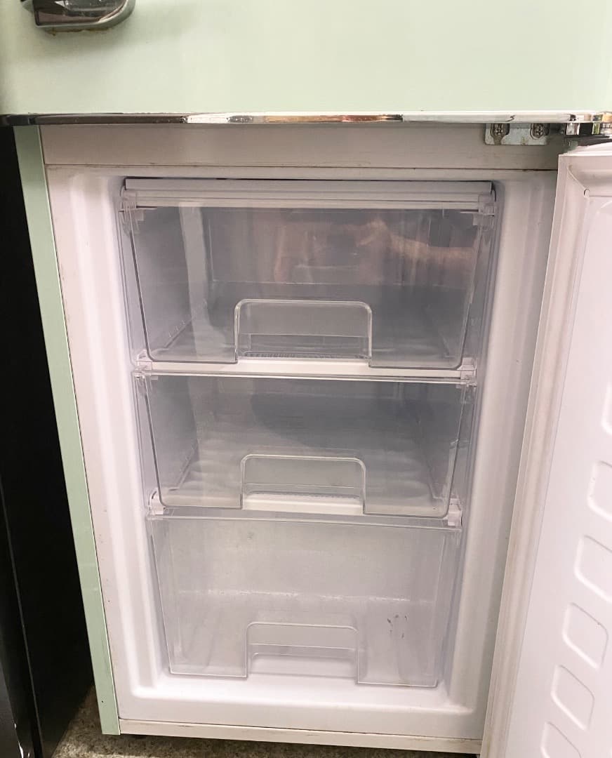 近隣地域限定送料無料 ✨アイリスオーヤマ　冷蔵庫 レトロ 2022年製