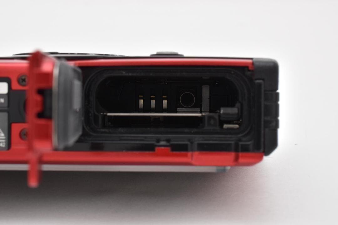 オリンパス　OLYMPUS Tough TG-5 レッド ≪元箱付属≫