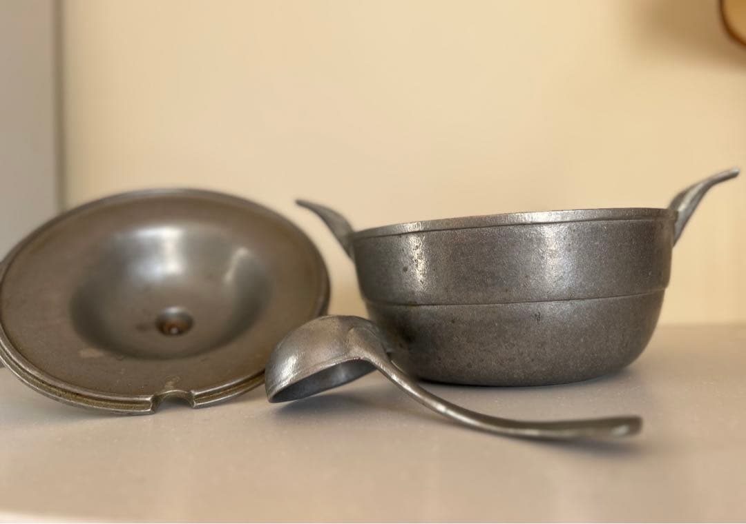 ピューター製　鍋とレードル
