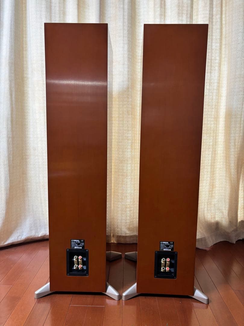 YAMAHA NS-8HX 2本セット　トールボーイ型　スピーカー　脚・コード付