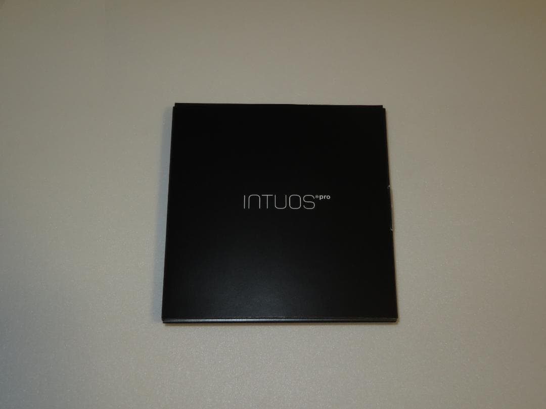 液タブ・ペンタブ WACOM Intuos Pro medium PTH-651/K1