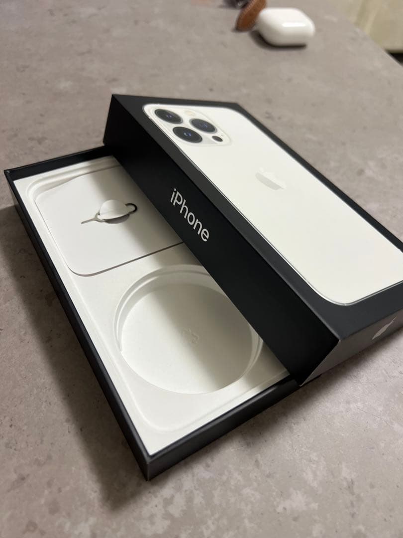 Apple iPhone 13 Pro シルバー 512GB