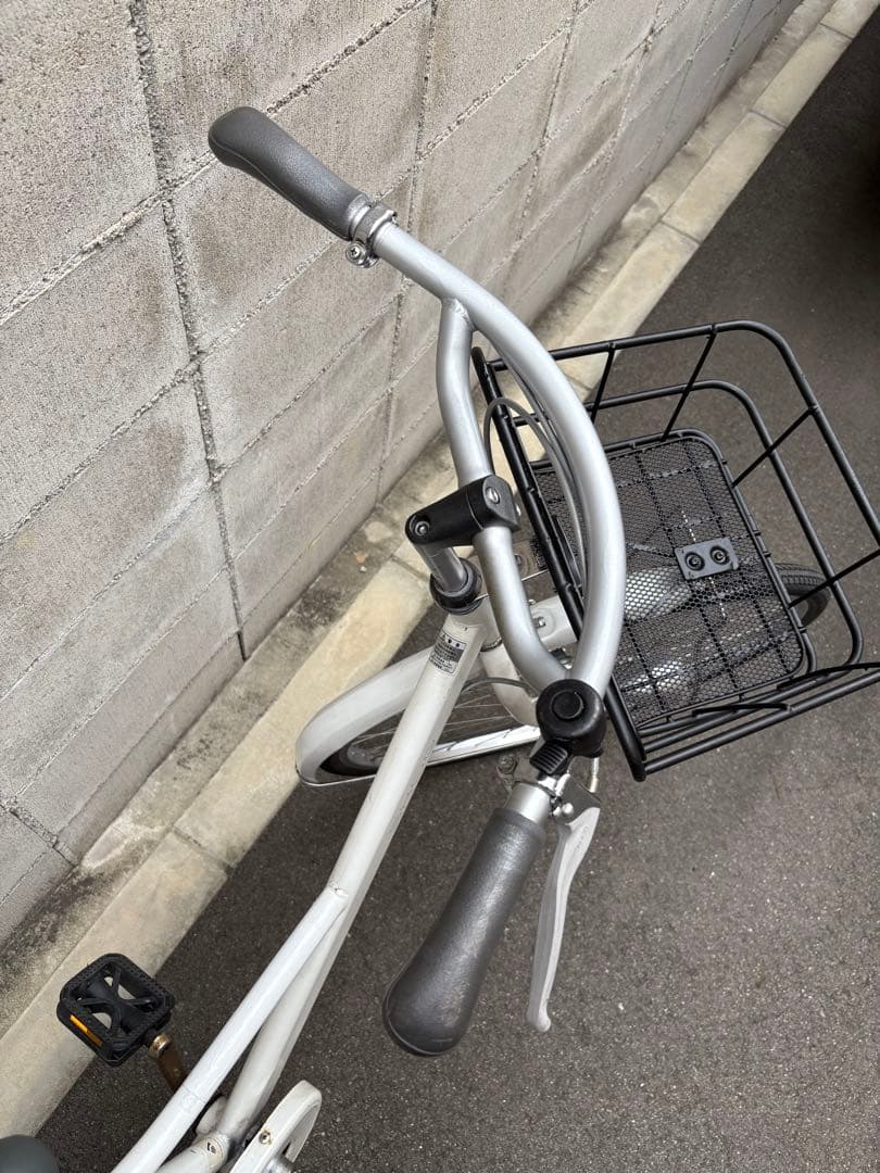 シティサイクル　白