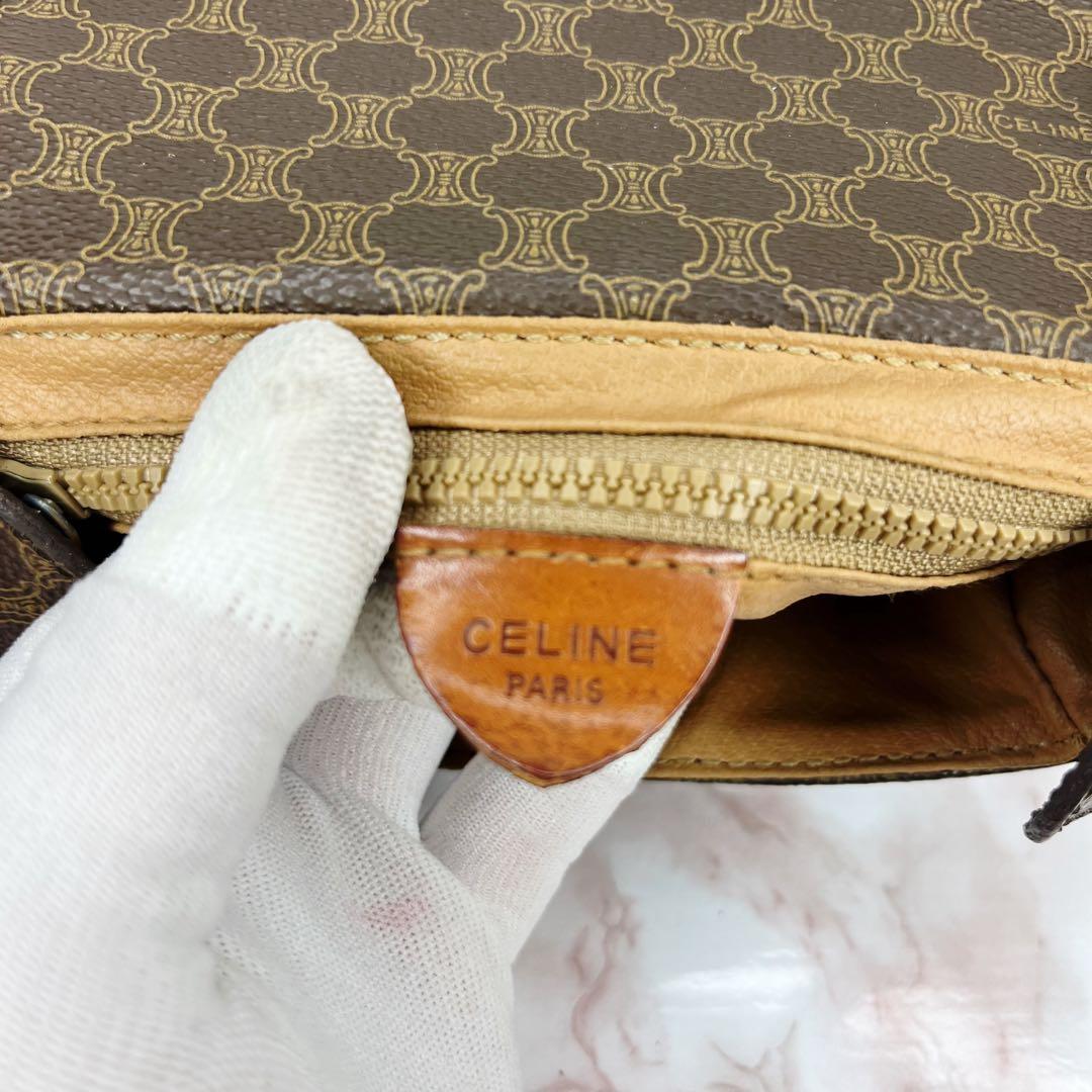 【極美品】CELINE ブラウンレザーショルダーバッグ90