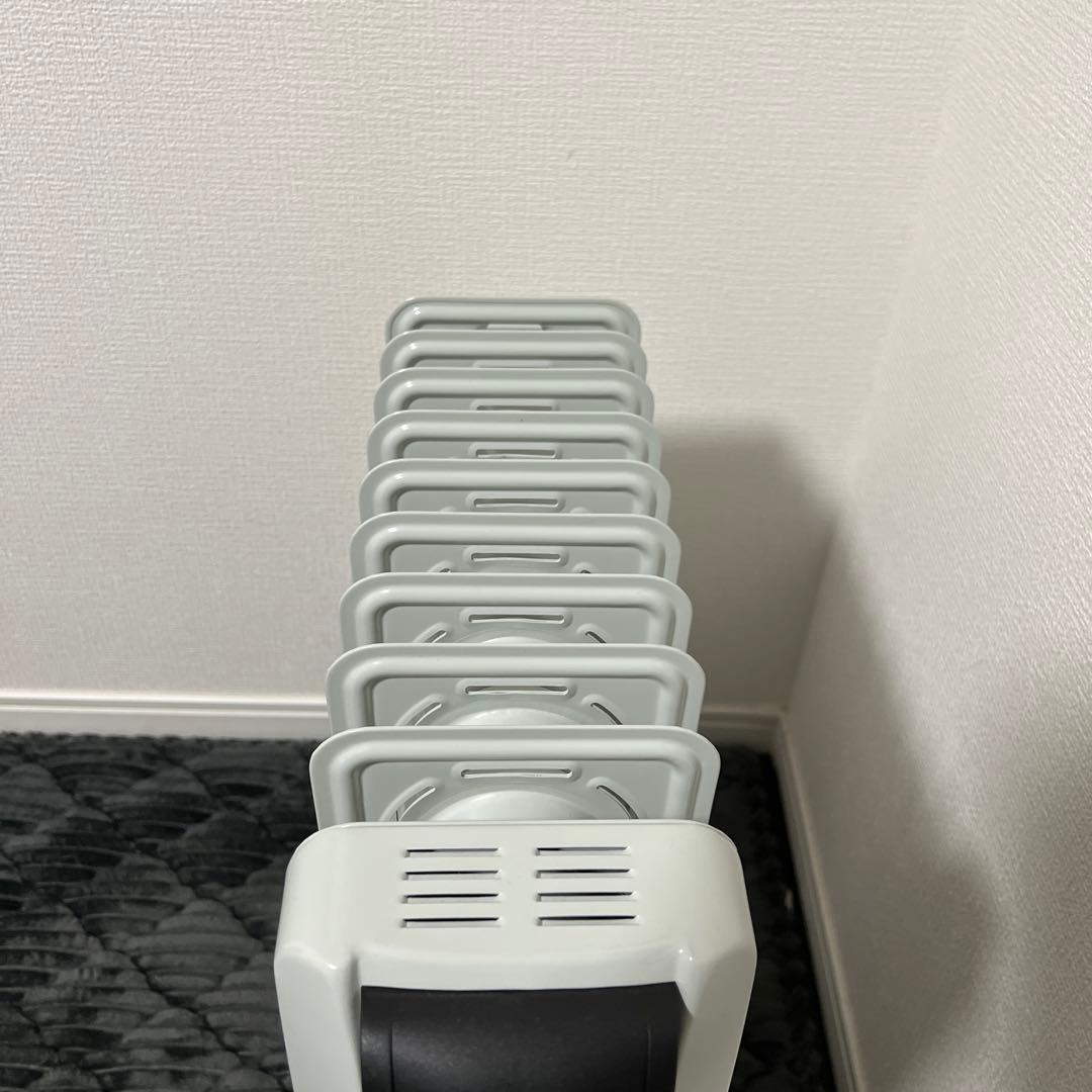 【極美品｜ほぼ未使用】デロンギ オイルヒーター H771015EFSN BK