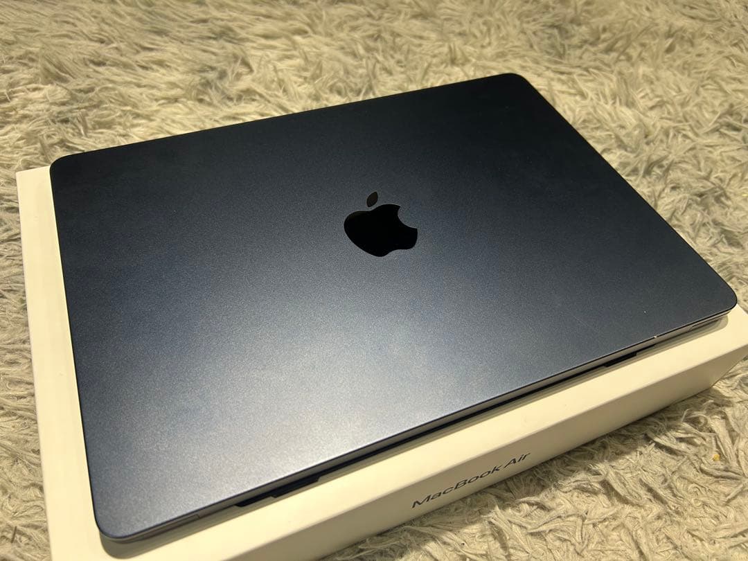 【SN】MacBook Air M2モデル 2022年 13.6インチ