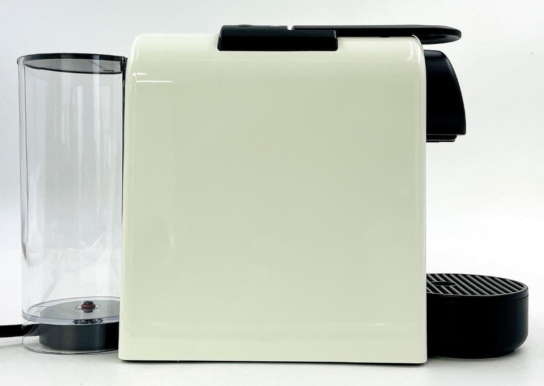 ネスプレッソ カプセル式 コーヒーメーカー エッセンサ ミニ 2025年製