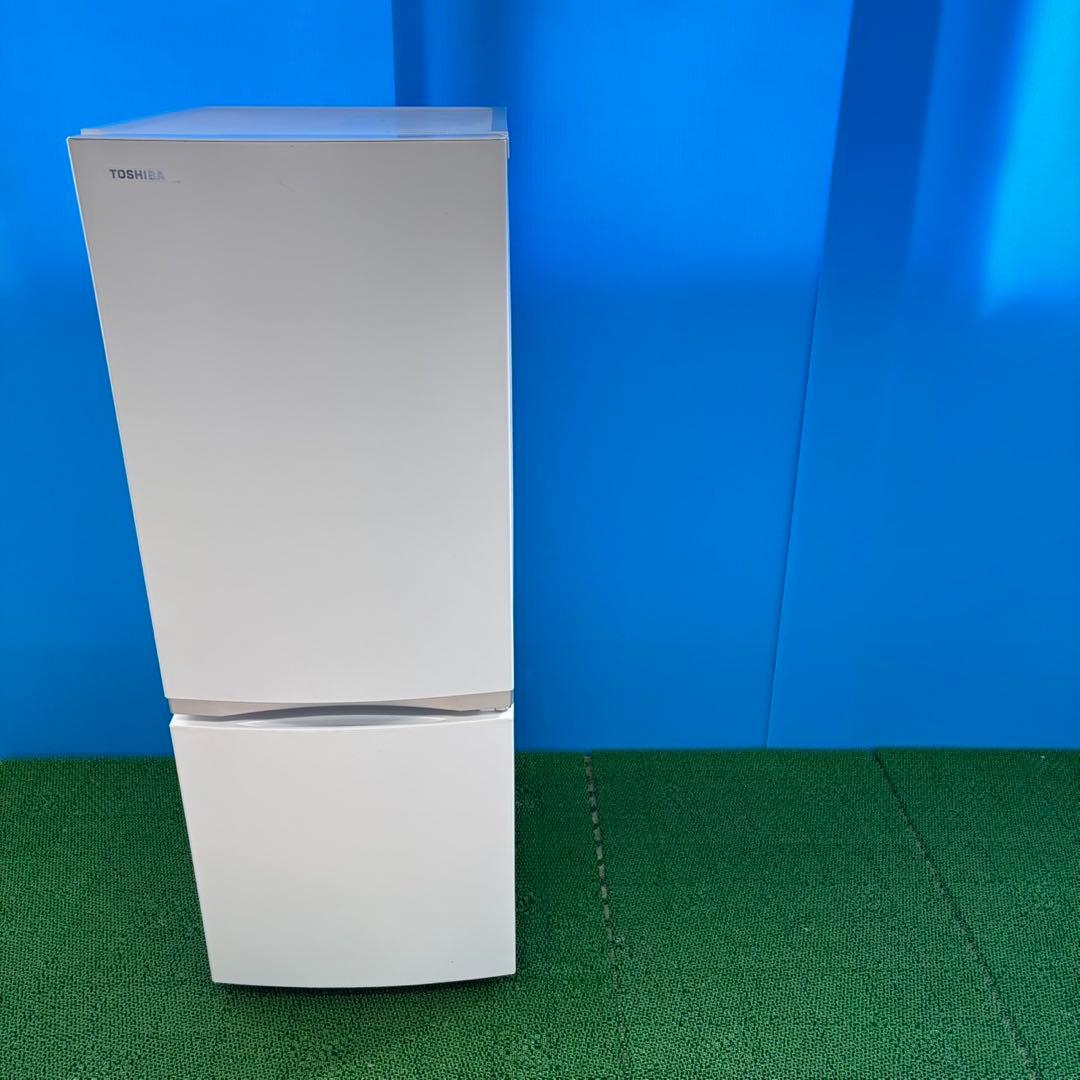 730 東芝　ホワイト　冷蔵庫　153L 100L　右開き　2ドア　大きめ　保証