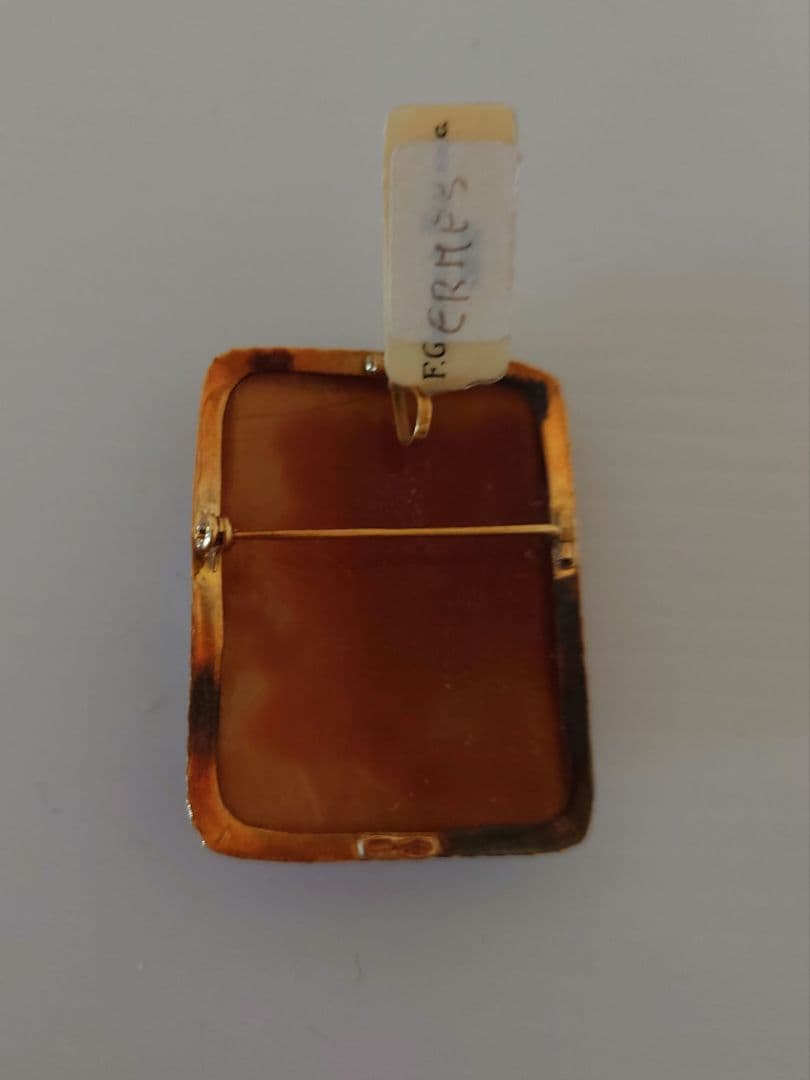 18KYG シェル カメオ ブローチ＆ ペンダントトップ　アリカ