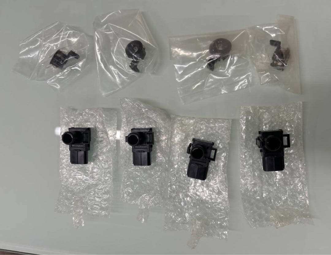 古*】様 トヨタ　純正　ハイエースバン・ワゴン　コーナーセンサー　フロント　リア