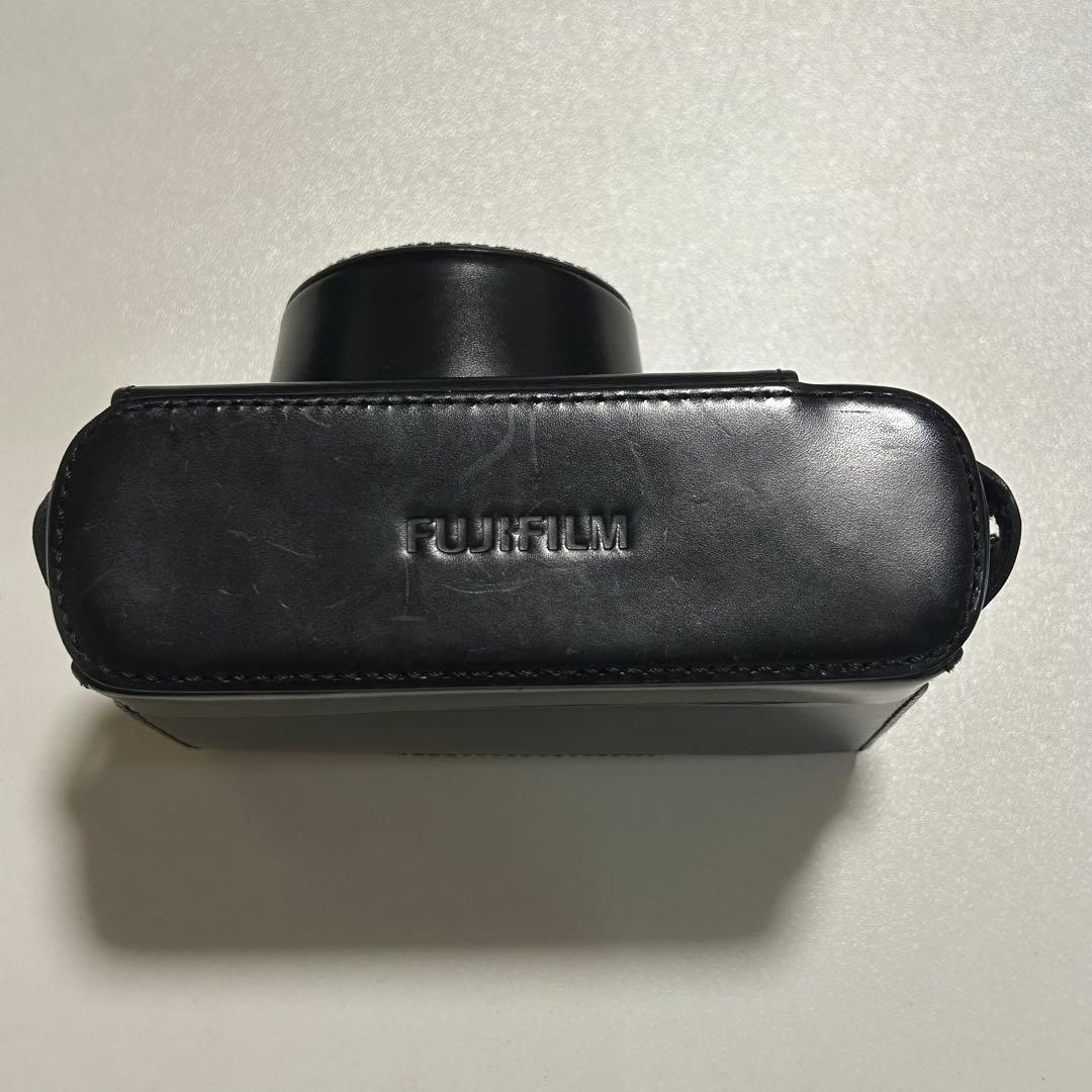 【美品】FUJIFILM X100F ブラック 専用レザーケース付き
