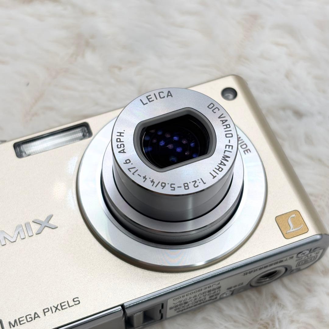 極美品✨ Panasonic LUMIX DMC- FX35 ゴールド