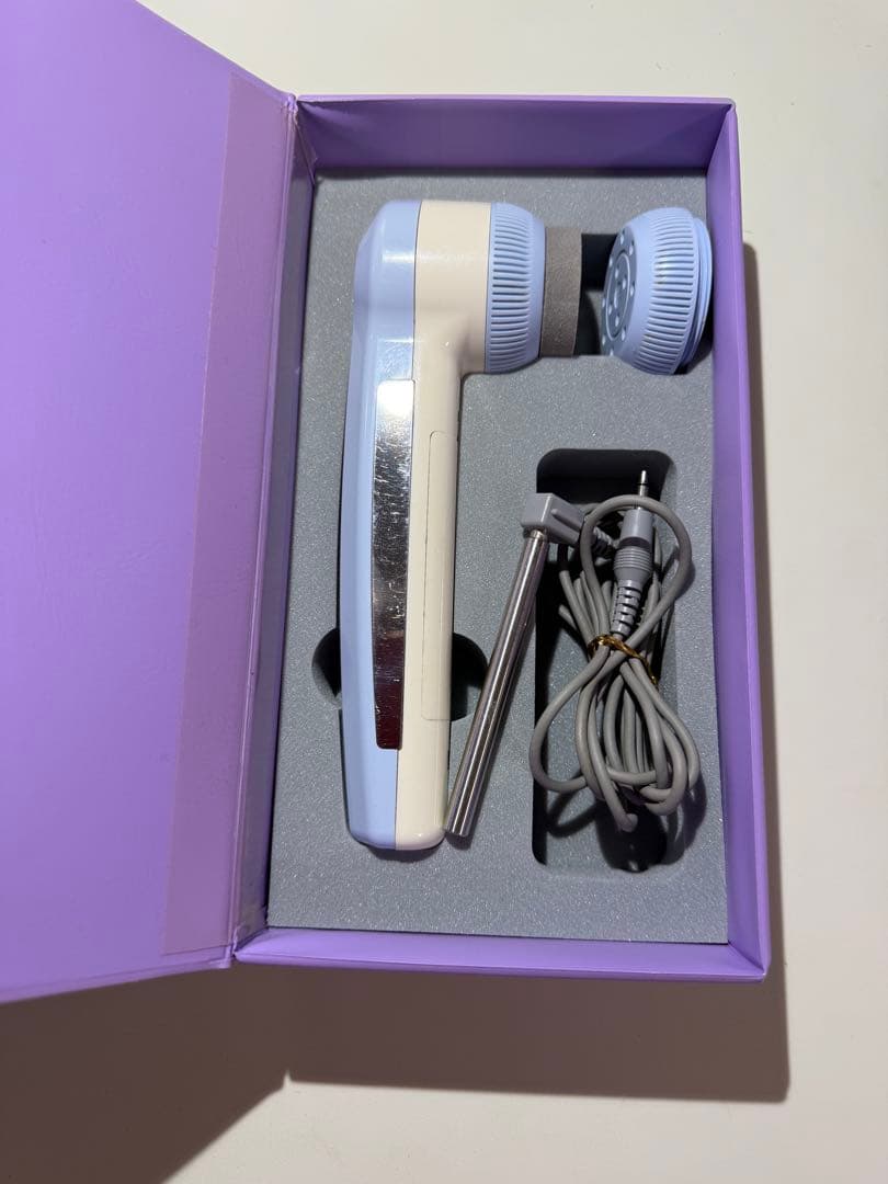 美顔器　α-FRIENDS